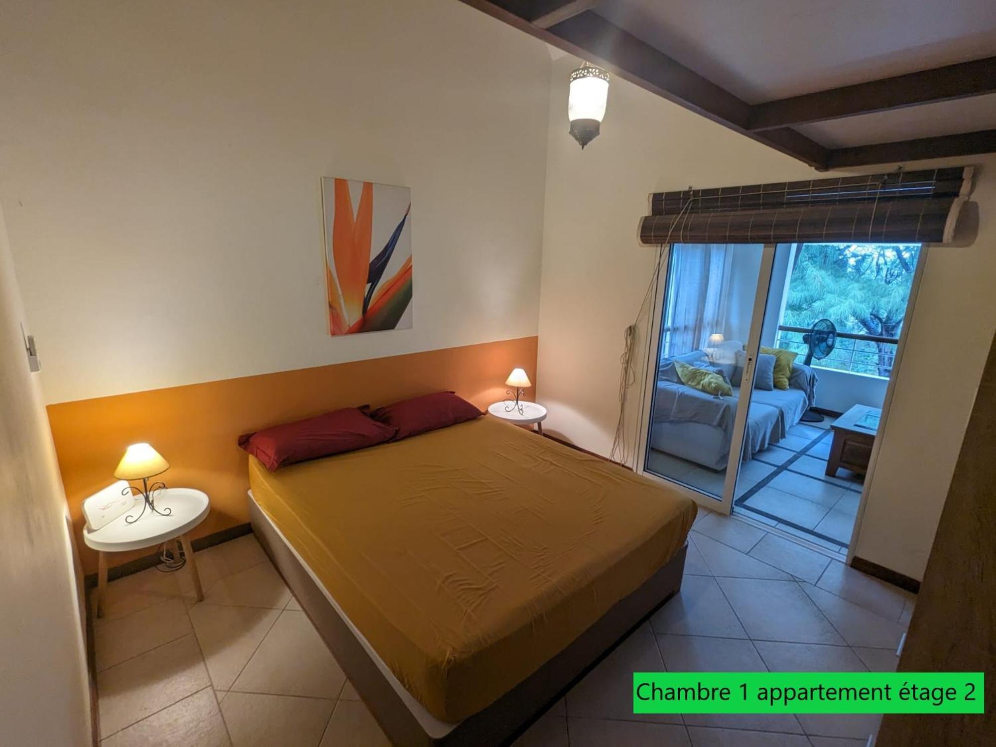 Appartement Jardin Aux Mille Senteurs à Bain Boeuf Extérieur photo
